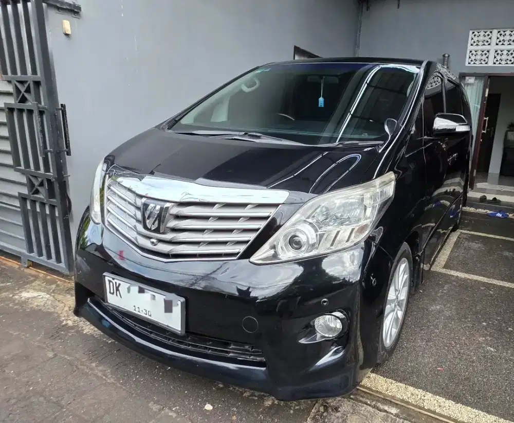 Toyota alphard 2.4 premium sound 2009 hitam DK