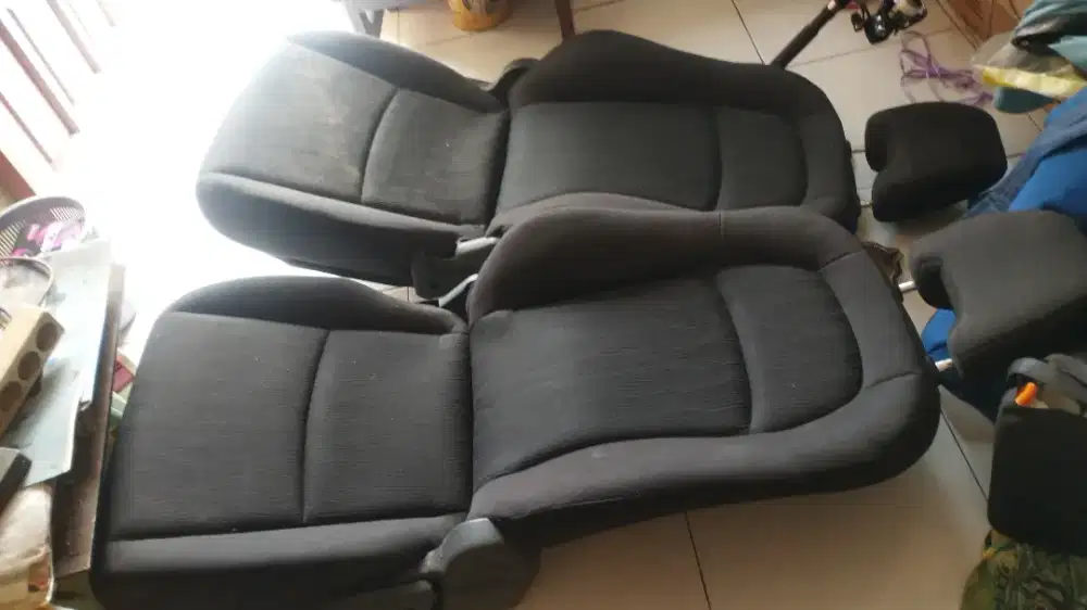 Jasa cuci kasur, cuci sofa, cuci jok mobil