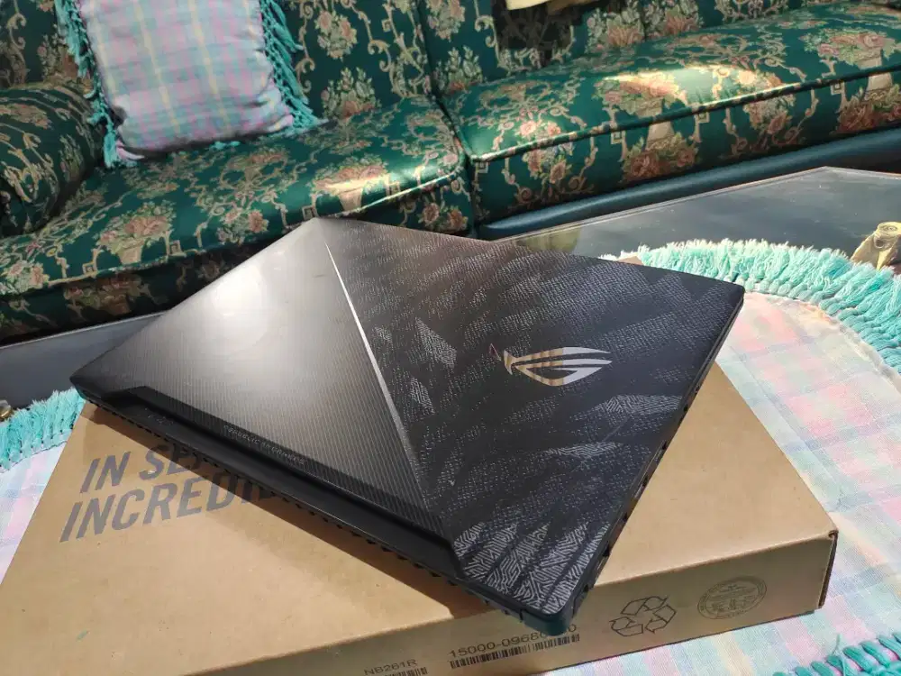 Laptop Asus rog Strix Hero gl503vd core i7 7700hq 16/128+1tb gtx 1050