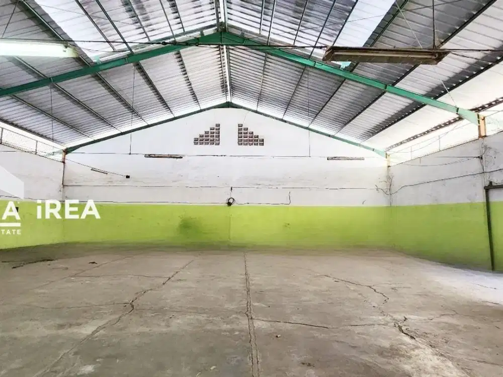 DIJUAL GUDANG DI PUSAT BISNIS SOLO BARU