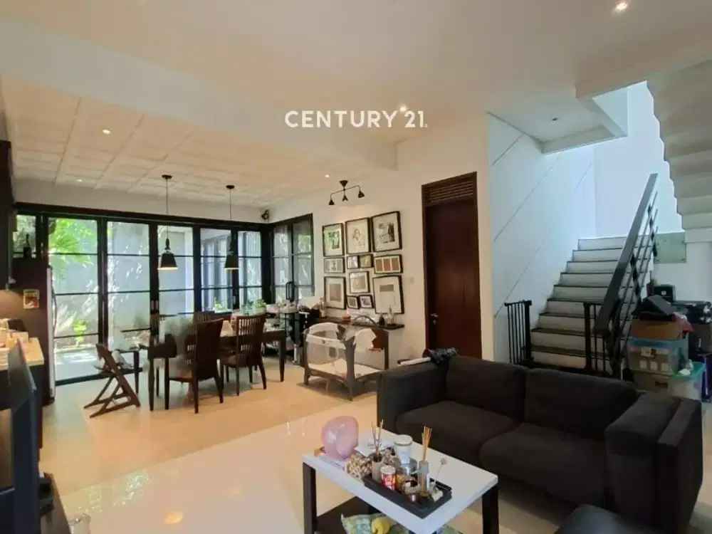Rumah Cantik 2 Lantai Kasuari Sektor 9 Bintaro 9576