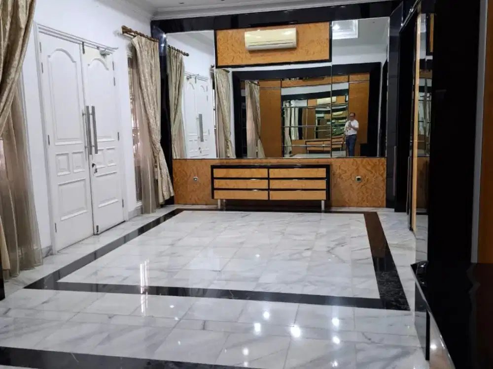 Ready for Rent Big house at menteng area