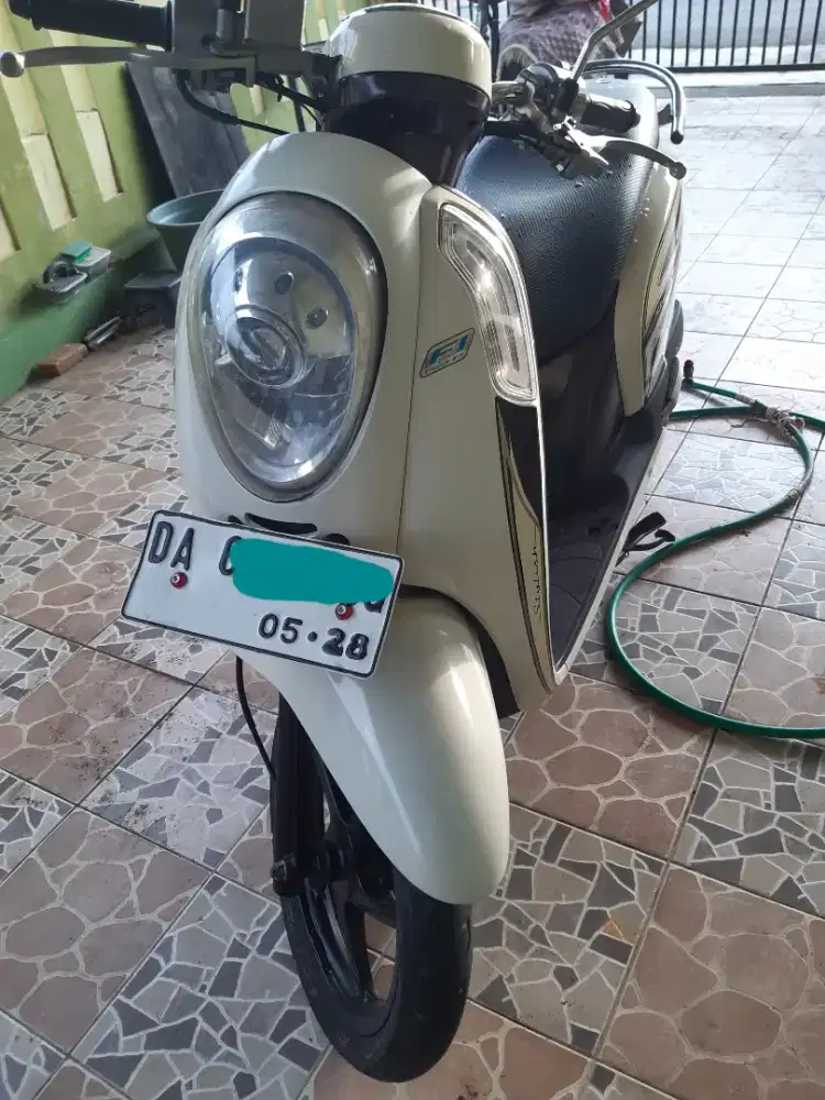Scoopy fi 2013 krem coklat