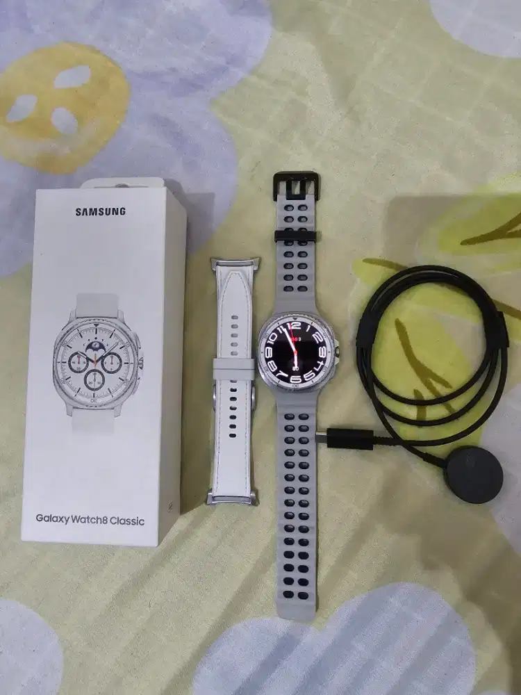 GALAXY WATCH 8 CLASSIC LIKE NEW