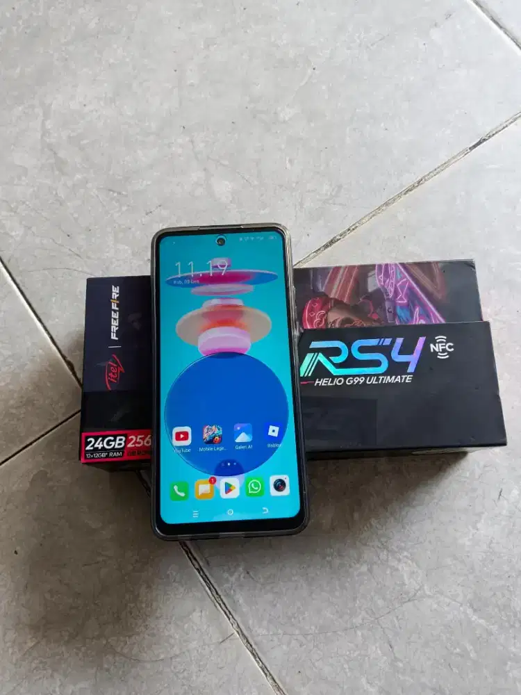 ITEL RS4 NFC (12+12/256)