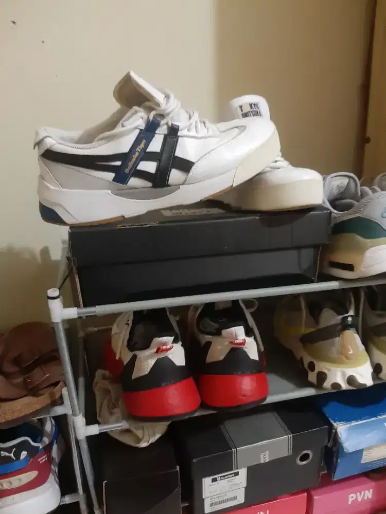 Sepatu onitsuka delegation ex original no42,5