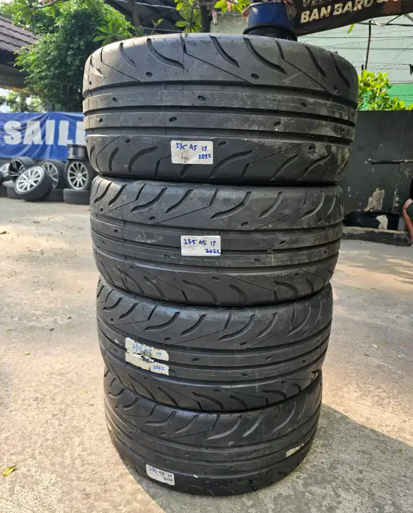 Ban ring 17 235/45 accelera 651 sport