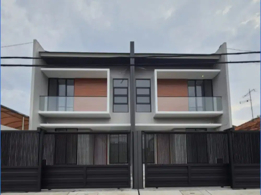 Rumah Baru Mulyosari Surabaya Timur