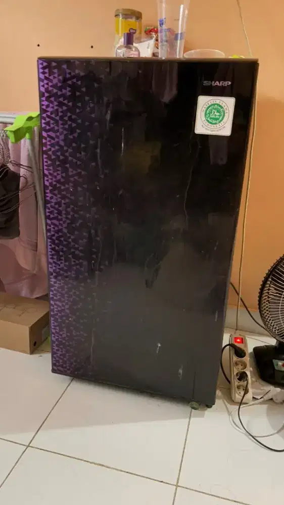 KULKAS MASIH BAGUS DAN DINGIN