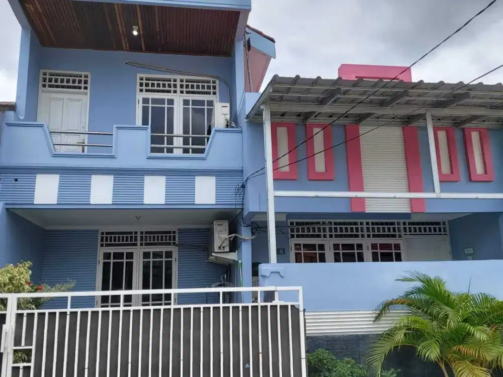 Dijual Cepat Rumah 2 Lantai di Harapan Indah jalan mawar Bekasi