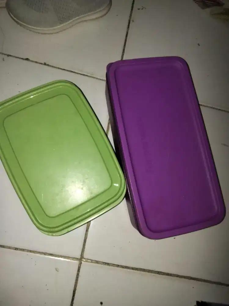 Tempat makan Tupperware