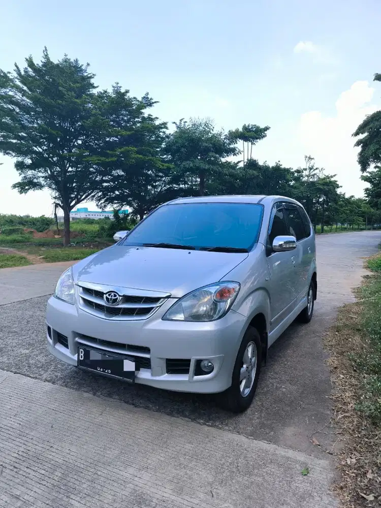 Toyota Avanza 2011 Bensin
