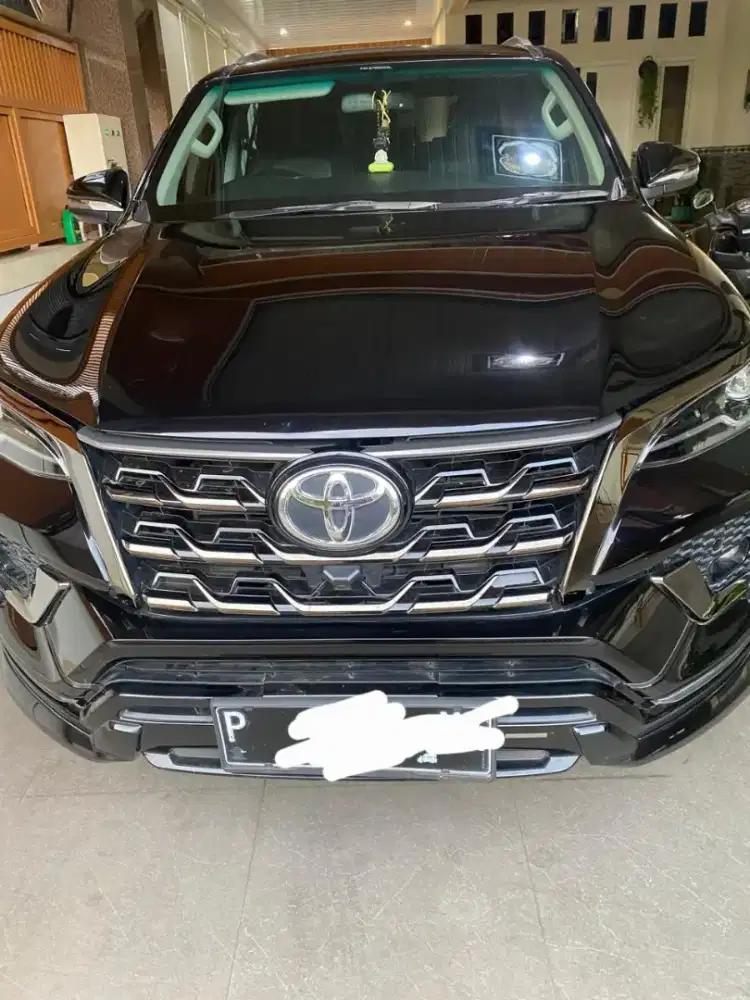 Fortuner vrz 2.4 GR sport