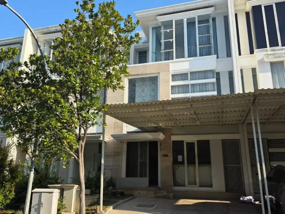 Rumah 3 Lantai, Furnish Interior Mewah Elegan, Pakuwon Indah, SBY