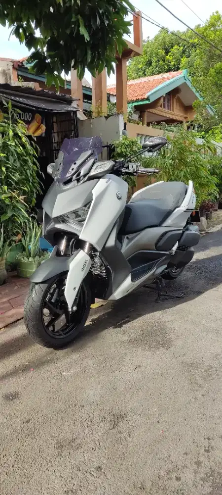 XMAX CONNECTED 2024 LOW KM