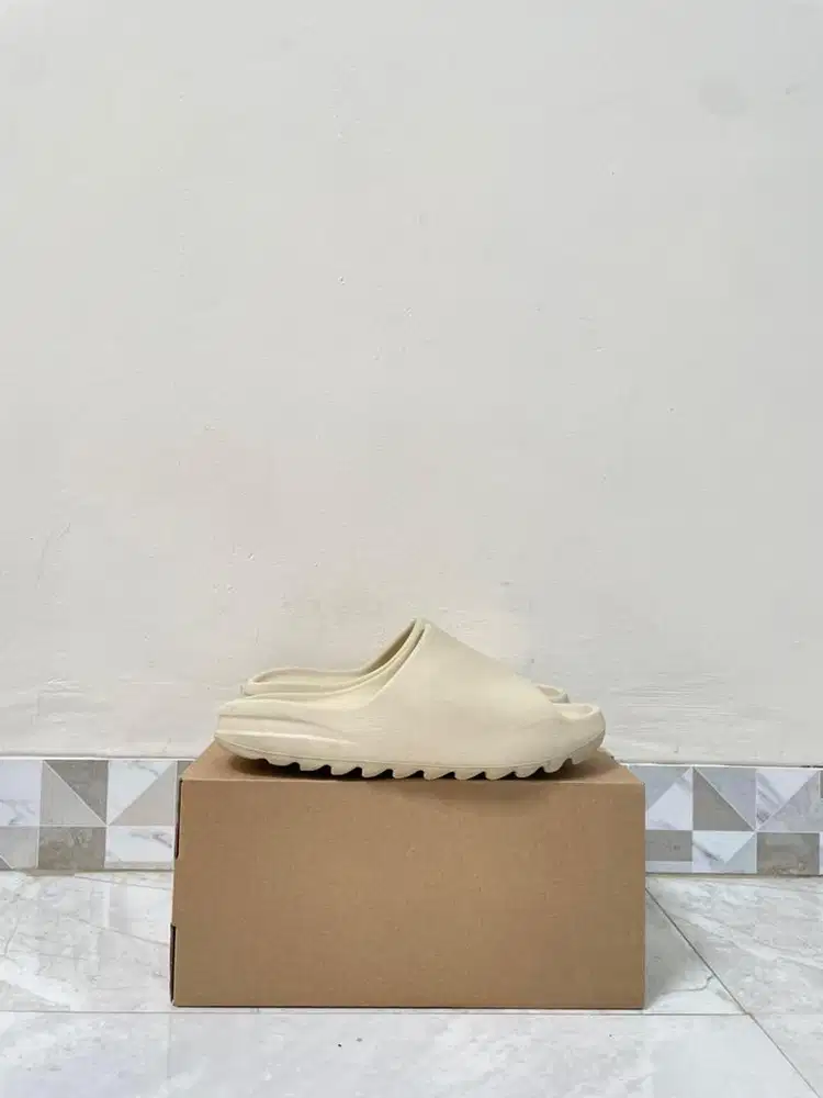 Adidas Yeezy Slide Bone AUTHENTIC