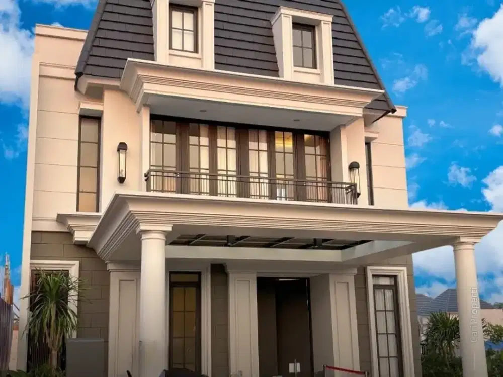 Rumah Mewah Full Furnish dengan Swimming Pool di Cibubur
