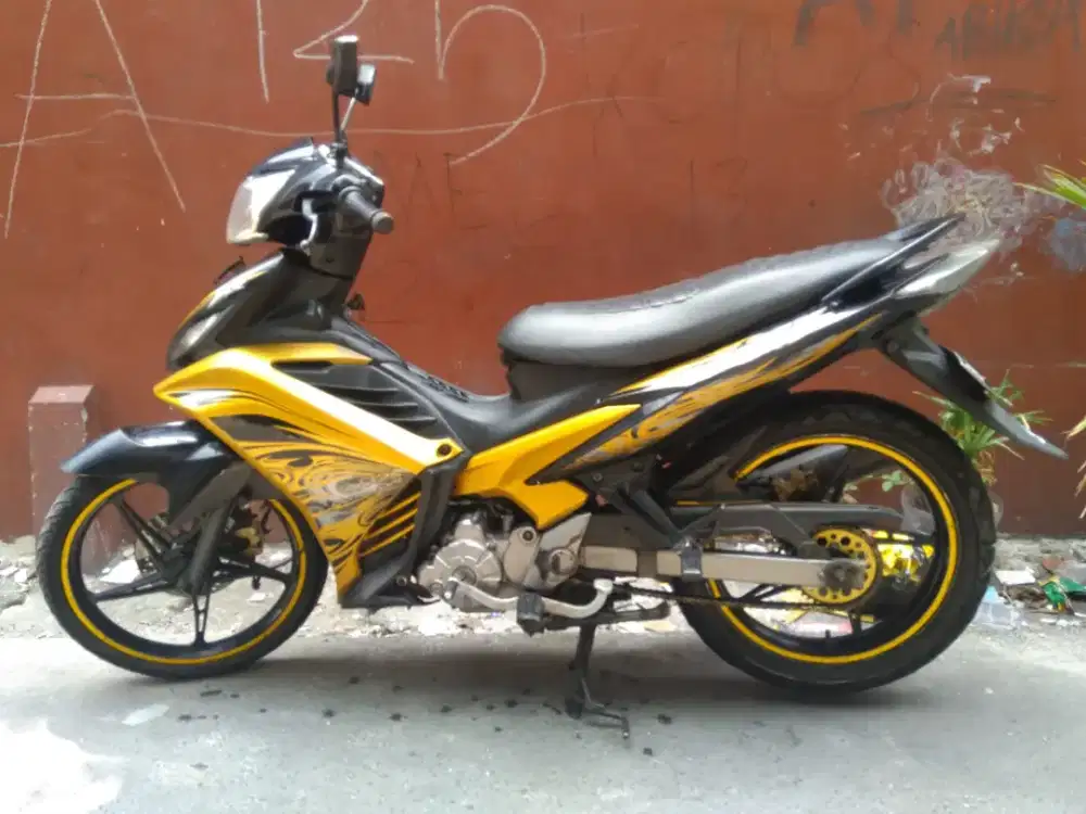 YAMAHA JUPITER MX NEW 135 THN 2011 KOPLING MESIN BAGUS SURAT LENGKAP