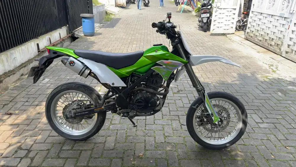 Kawasaki klx 2017 BPKB saja