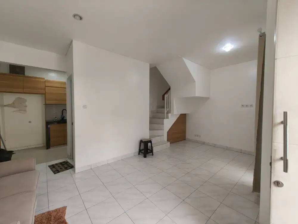 Jual Murah Rumah di Amarillo Gading Serpong SHM renov rapi