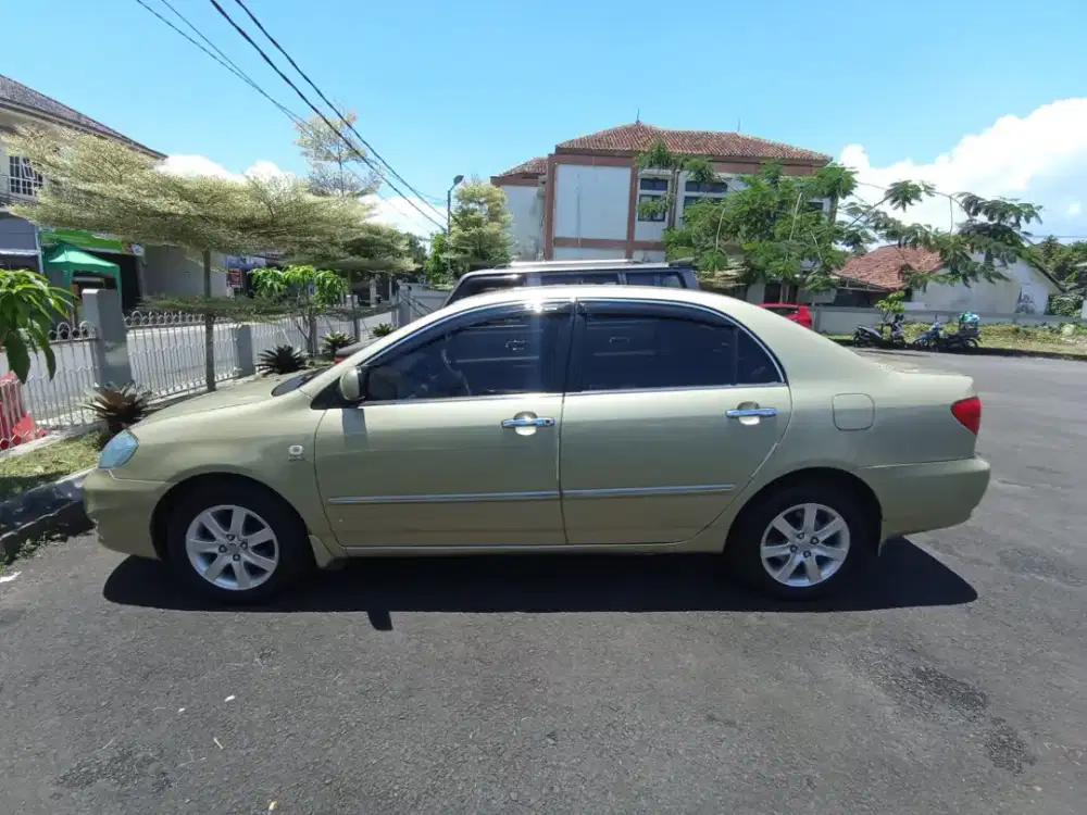 Toyota corolla altis 2003
