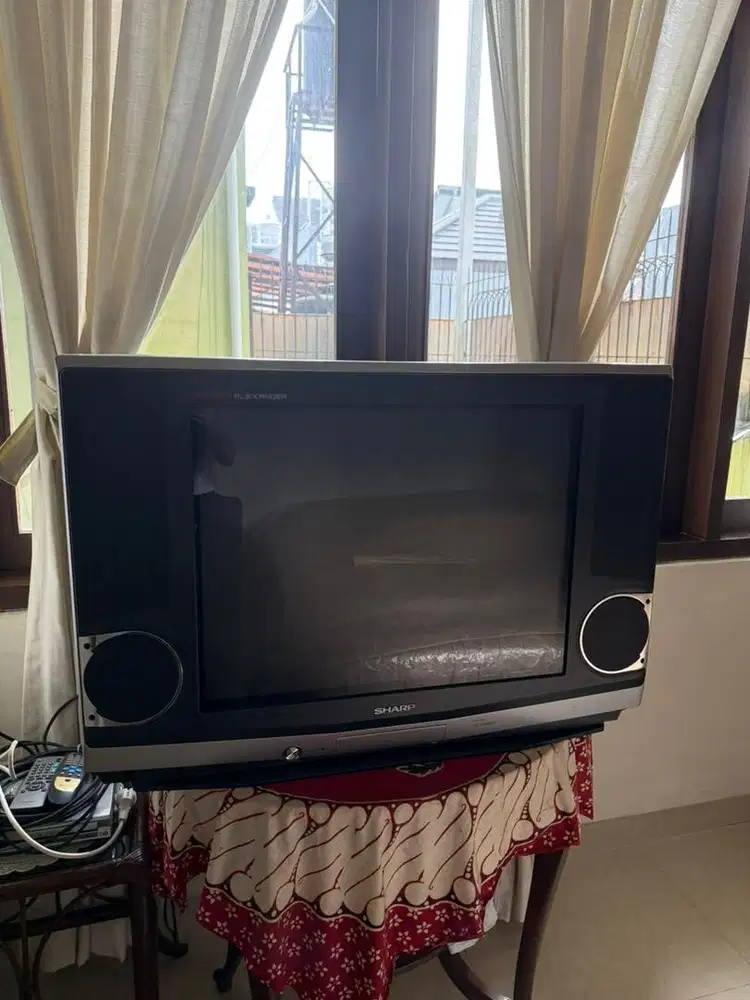 DIJUAL TV SHARP great alexander
