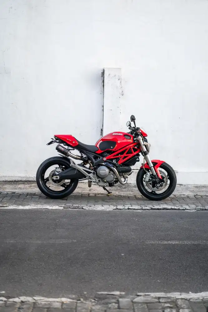 Moge Ducati Monster 795 Red (ABS Version) Th. 2013