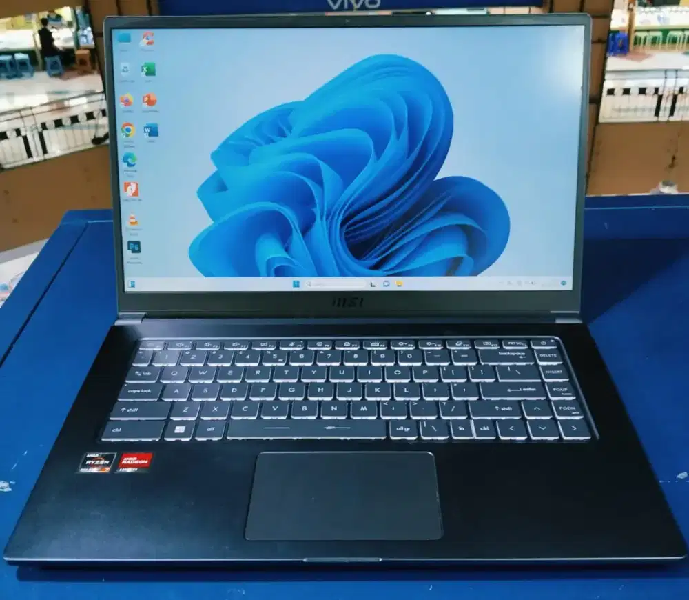 MSI MODERN 14 RYZEN 7 5700
