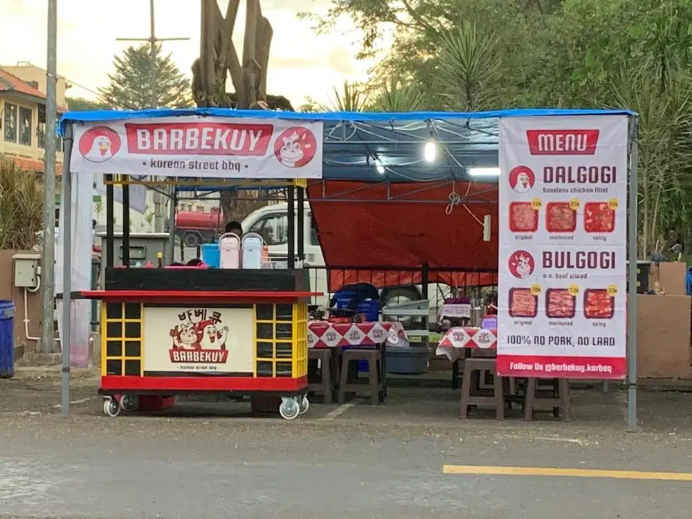 Karyawan Tenda Pasar Modern BSD