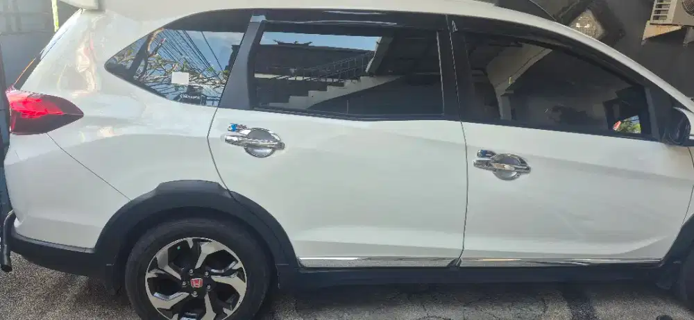 Dijual Honda BRV 2017 Putih Mulus