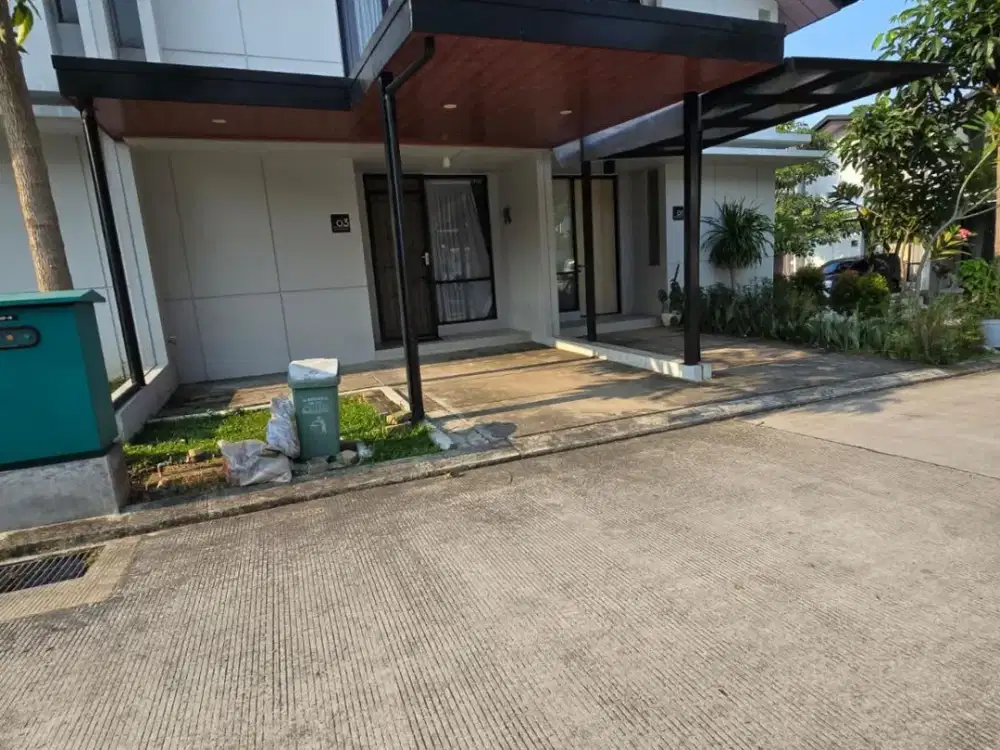 Rumah Rolling Hills Full Furnished Nyaman