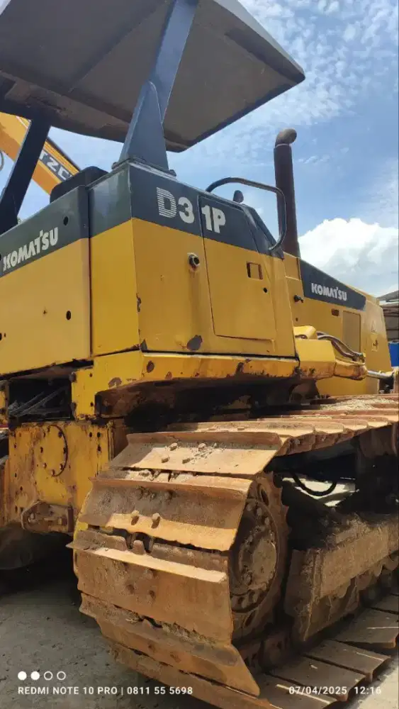 Dozer D31P-20 6 cilinder 2005 SPH di Samarinda