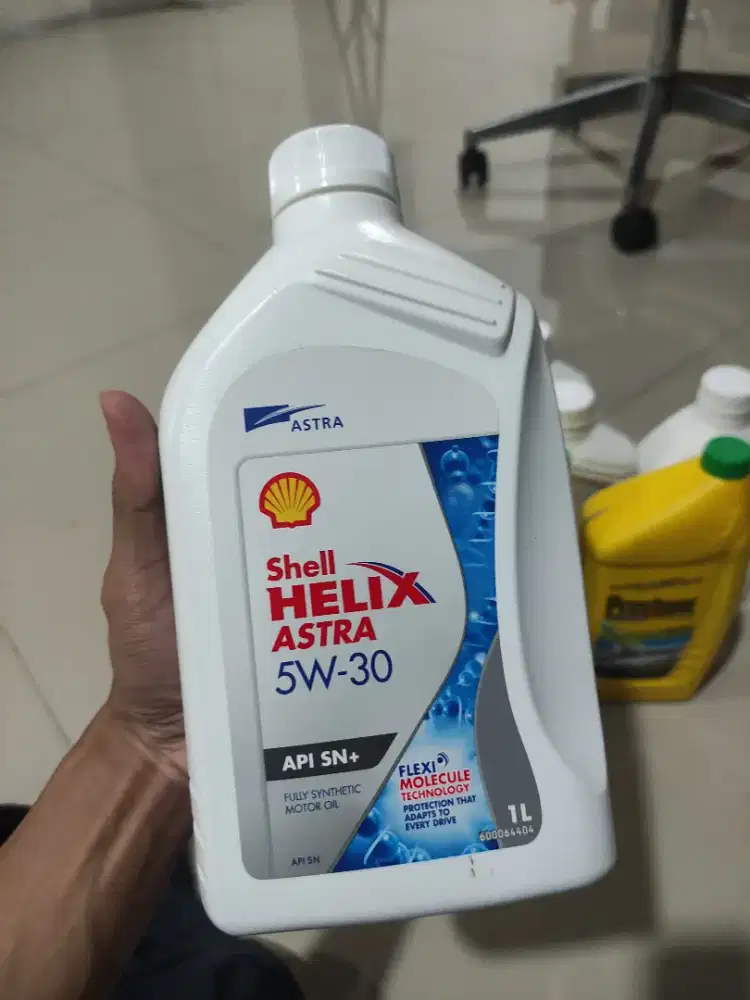 Oli Shell Helix Astra 5W-30 1 Liter