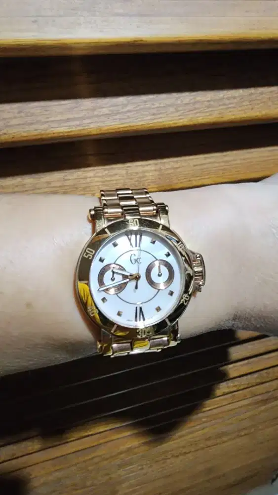 Jam tangan wanita GC asli