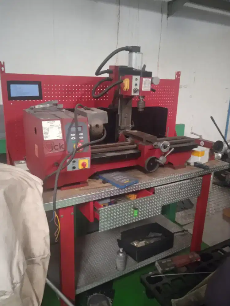 MESIN BUBUT (lathe n drilling) industri