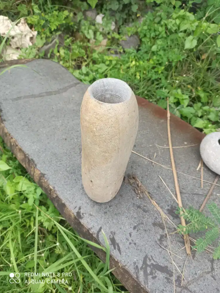 Kerajinan vasbunga batu alami