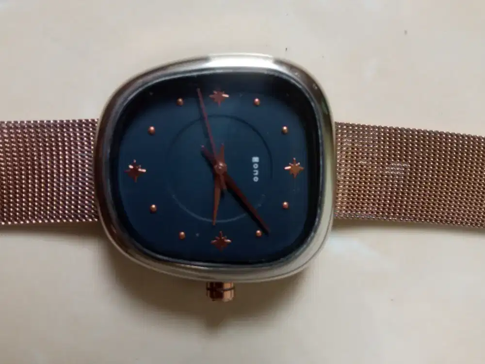 Jam tangan wanita bono