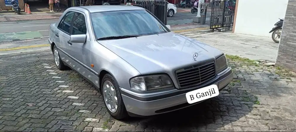 Jual Santai Mercy C200 Tahun 1996
