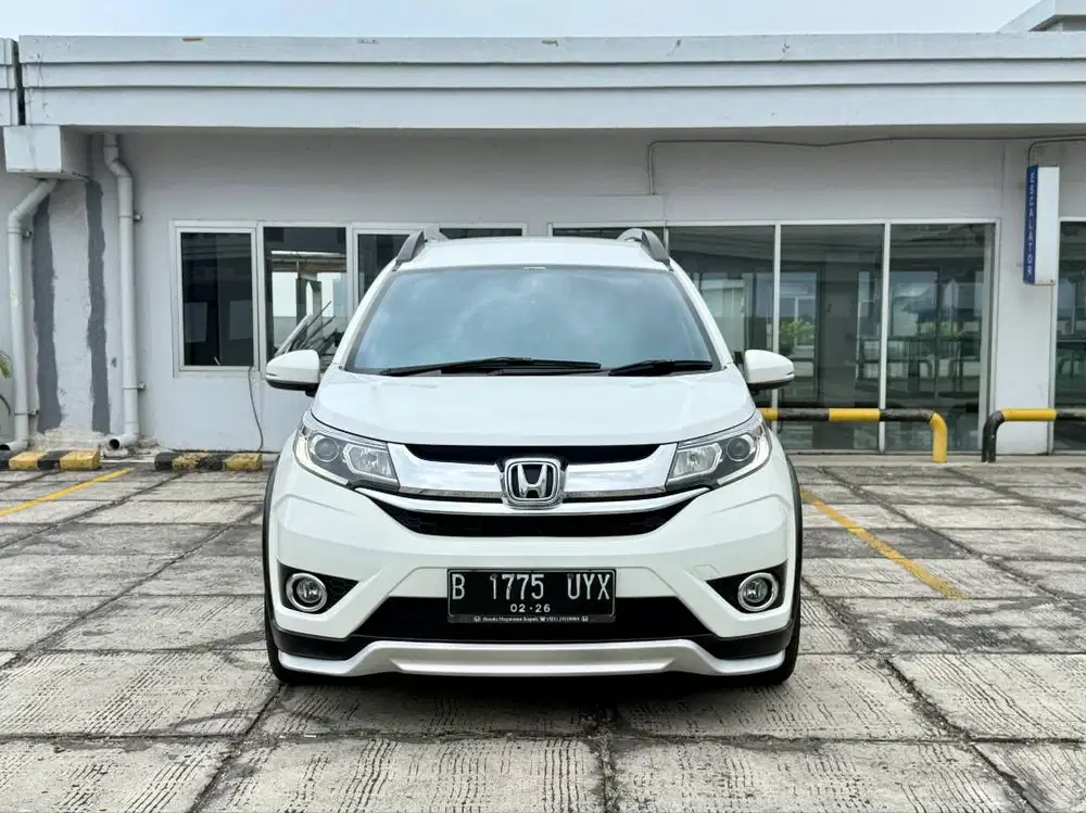 (km 37rban) Honda BRV E 1.5 AT prestise. Thn 2016. Putih. Perfect cond