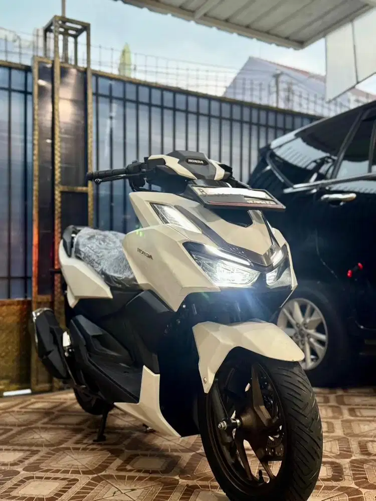 KM 140❗️HONDA VARIO 160 ABS WHITE DOFF LIKE NEW GRESS DILER❗️