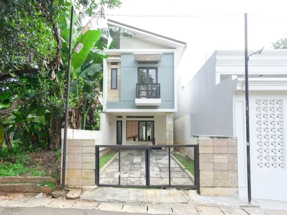 Rumah 2 Lt SHM Siap KPR 10 Mnt ke Plasa Cibubur Hadap Timur J-32869