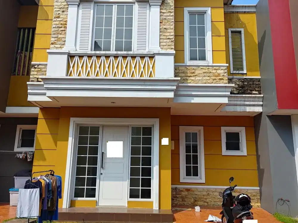 Rumah 2 Lantai Akses Dekat Gerbang Tol BSD Barat 1 Hadap Utara J-34119