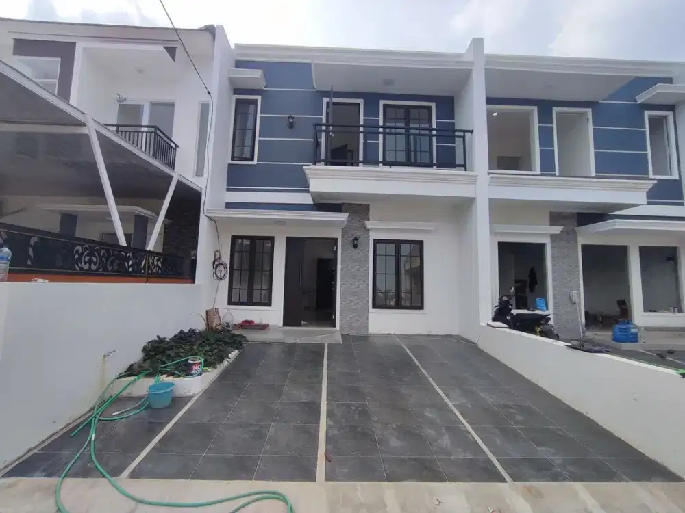 Rumah 2 Lt Hadap Timur 17 Mnt ke Cibinong square Siap KPR J-34092