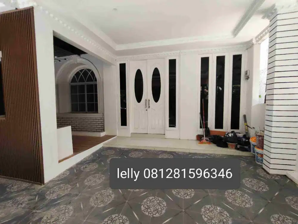 Rumah 3 Lantai Jual Cepat di Kota Wisata