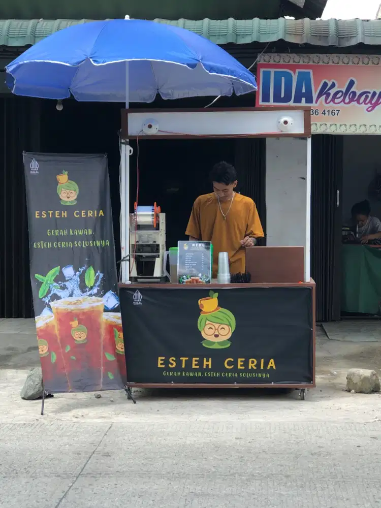 DI JUAL CEPAT STALING KAYU LANTAI GRANIT DAN PAYUNG MURAH