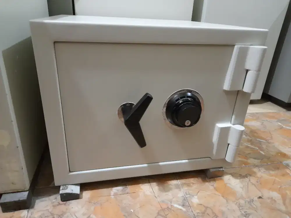 BRANKAS/BRANGKAS PRIORITY