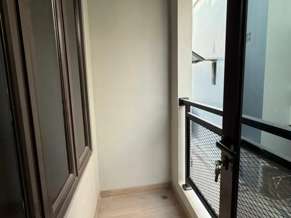 Townhouse Cluster Premium 3Lt. Milenial Modern 3KT 3KM Type 80/30 Strategis Full Akses Jatinegara Kaum Pulogadung Jakarta Timur