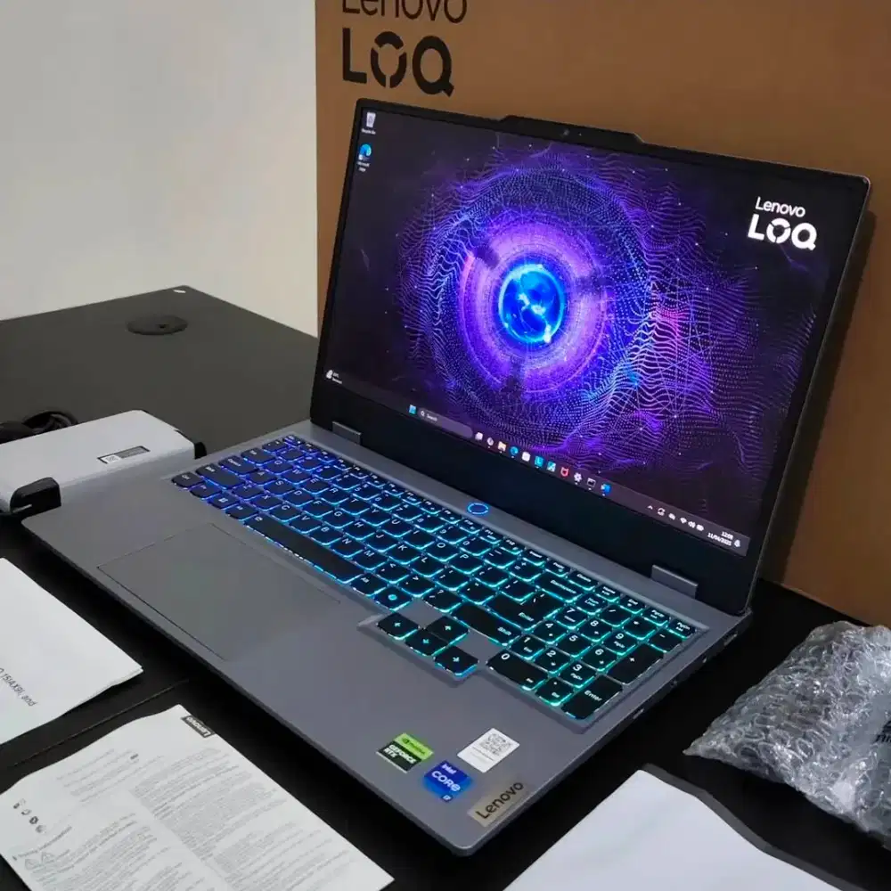 Laptop Gaming Lenovo LOQ 15IRX9 Core i7 Gen 13 RTX4050 6GB pkaian 3bln