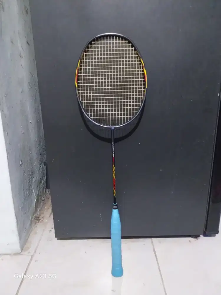 Raket Yonex Nanoflare 800