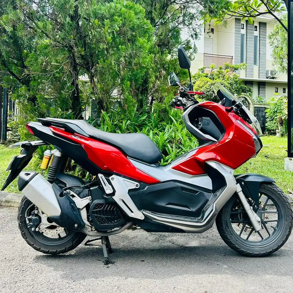 Honda ADV Cbs 2019 low kilometer tangan pertama